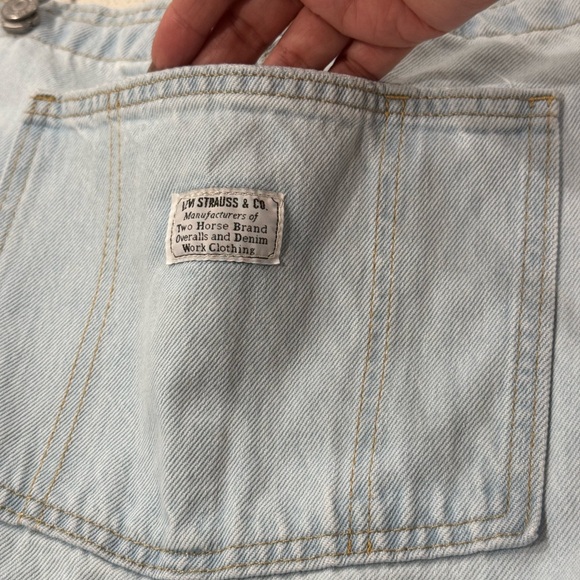 Levi's Shortalls Short Overalls- Light Wash, Size: Large - Picture 11 of 14